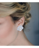 Brinco para Noiva Banhado Ouro Madrepérola Alessandra Cazzaro