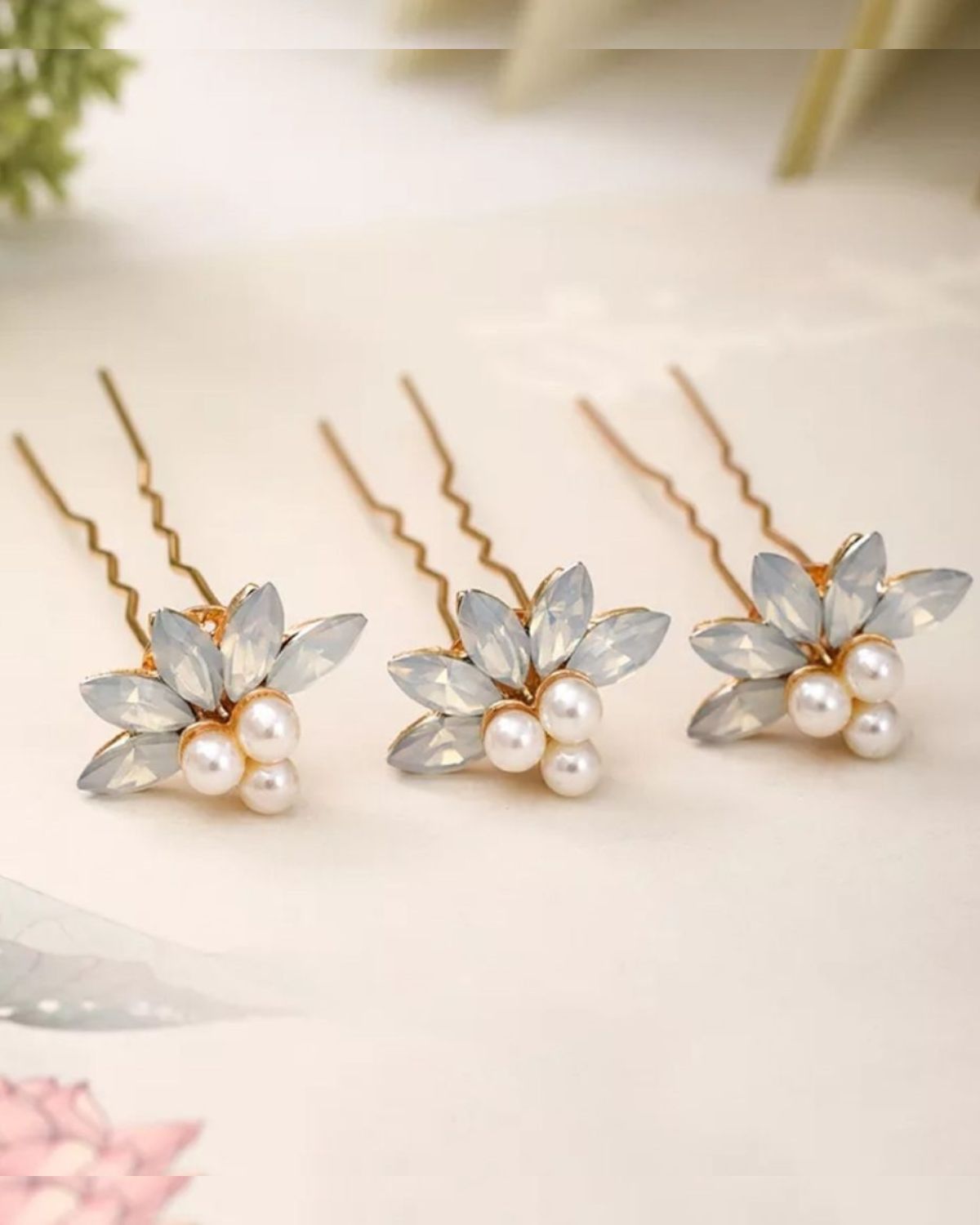 Trio de Grampos Vicka para Noiva com Cristais e Pérolas Narcisa Acessórios