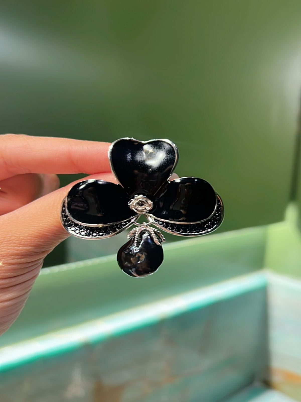 Brinco Orquídea Black Noivas Adriana Leite Joias