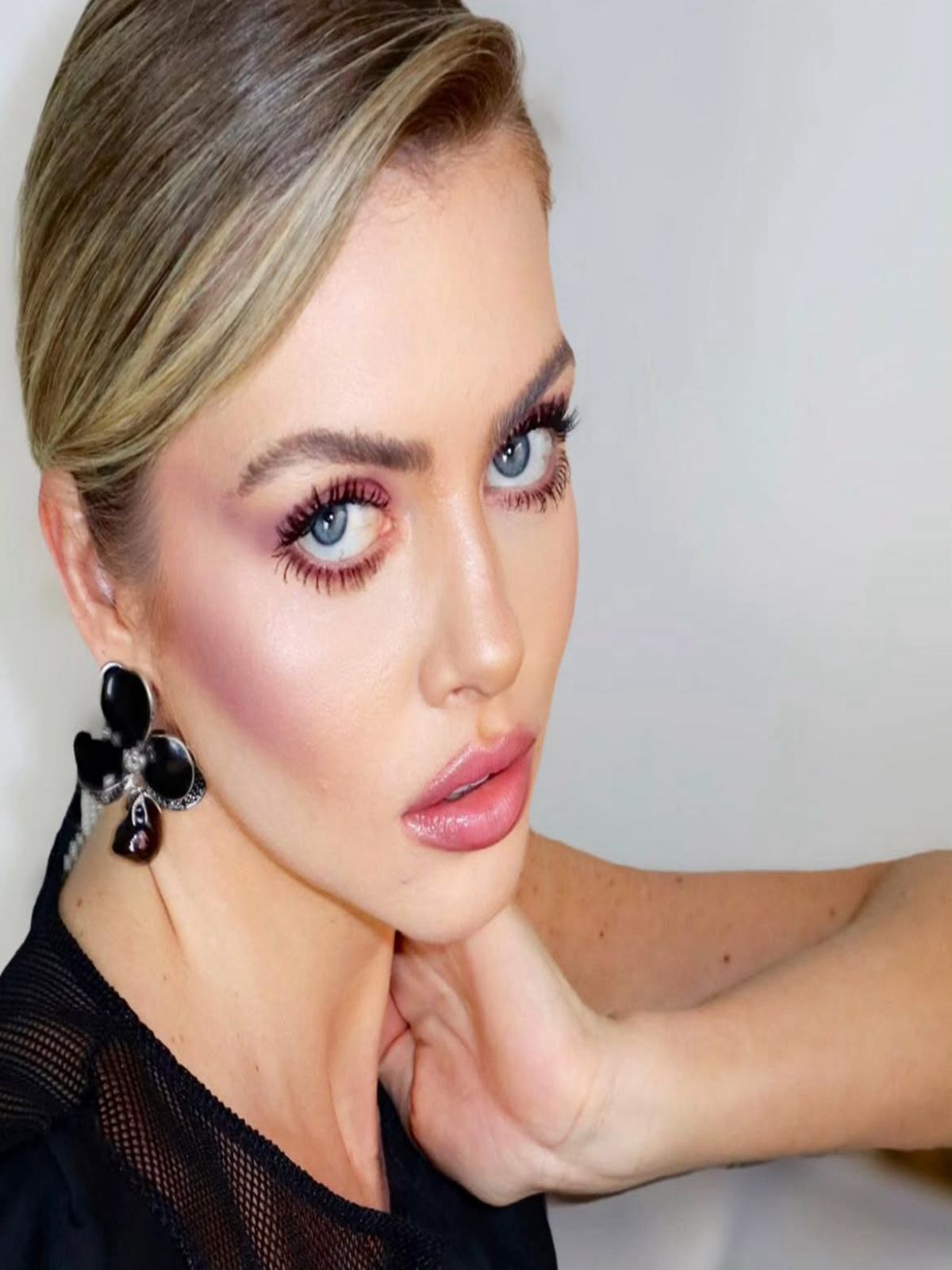 Brinco Orquídea Black Noivas Adriana Leite Joias