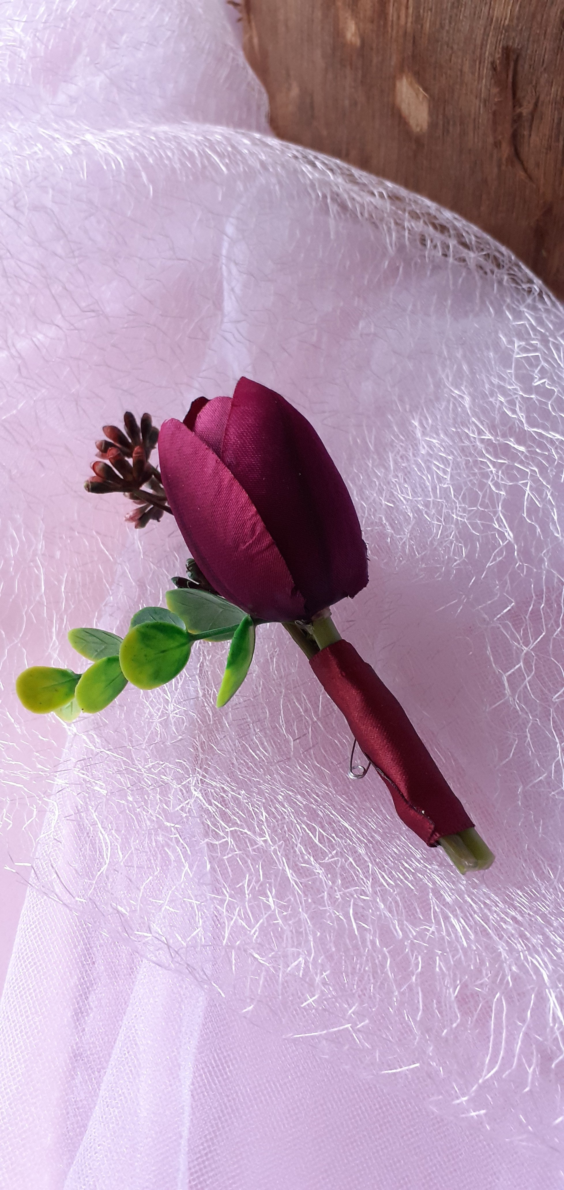 Lapela de tulipa Ateliê O Grande Dia