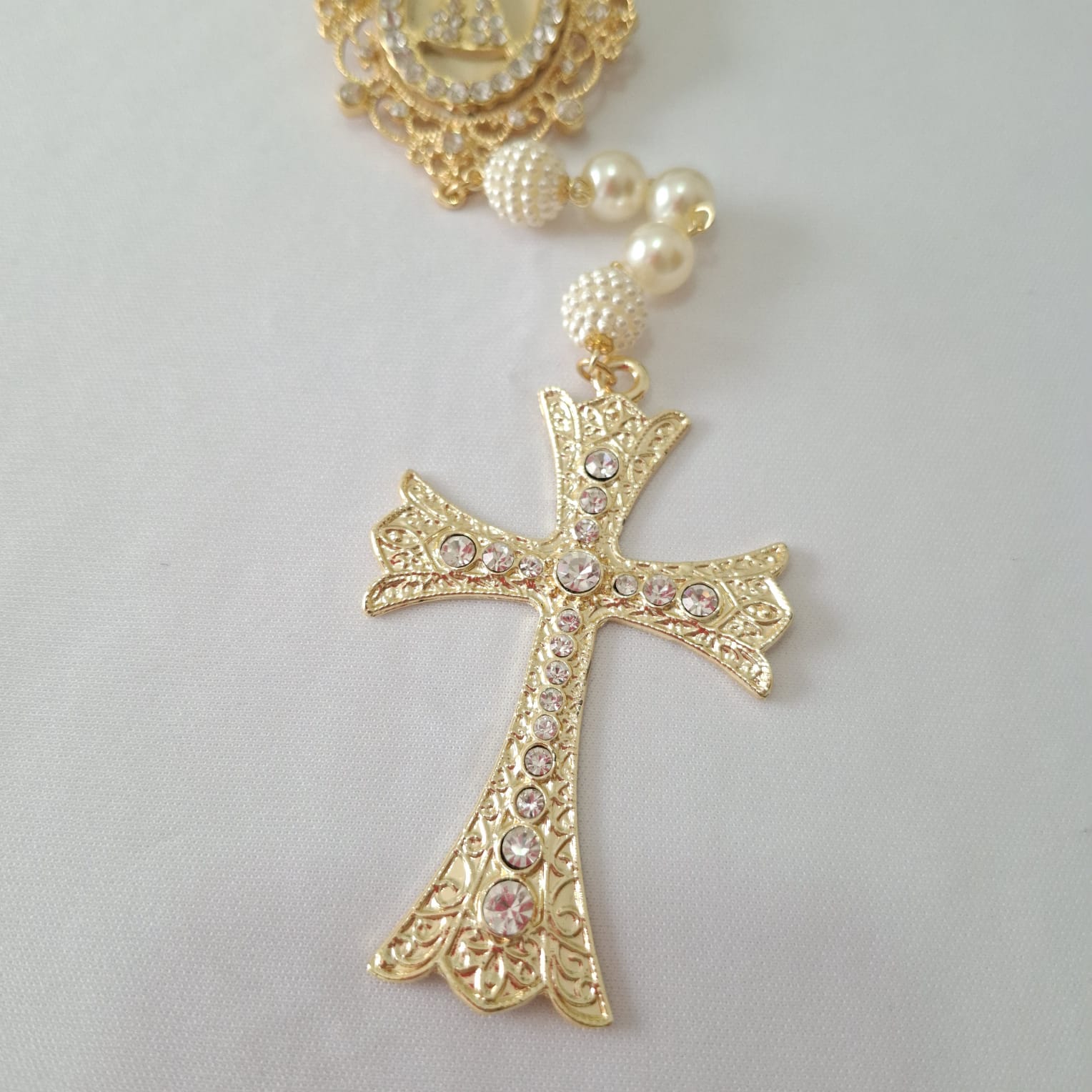 Terço de Noiva de Nossa Senhora Aparecida Resina e Strass Ateliê Fernanda Cristina