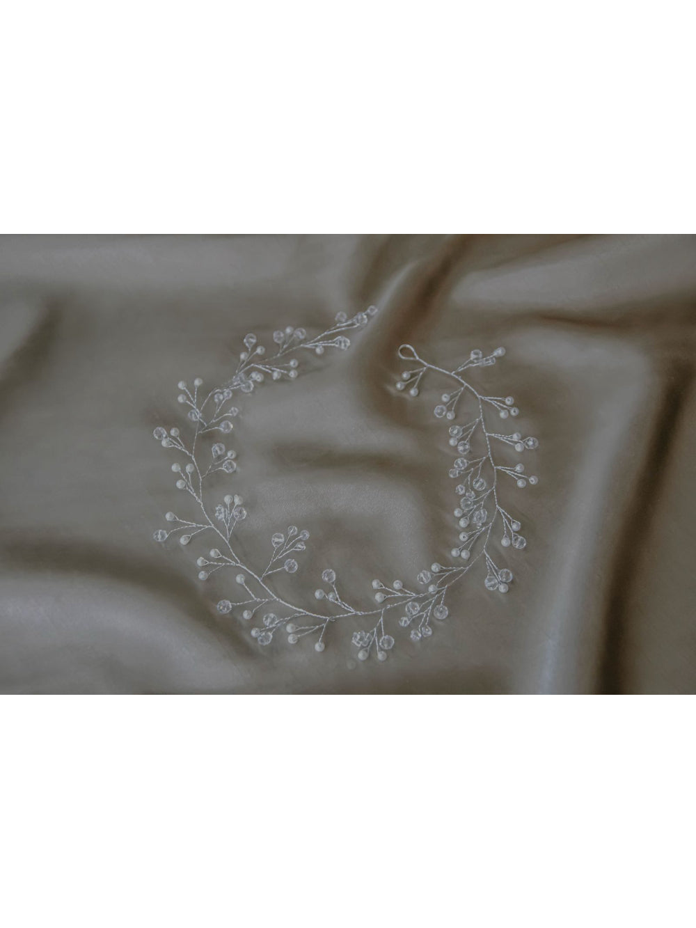 Headband de cristais e pérolas Fiancee