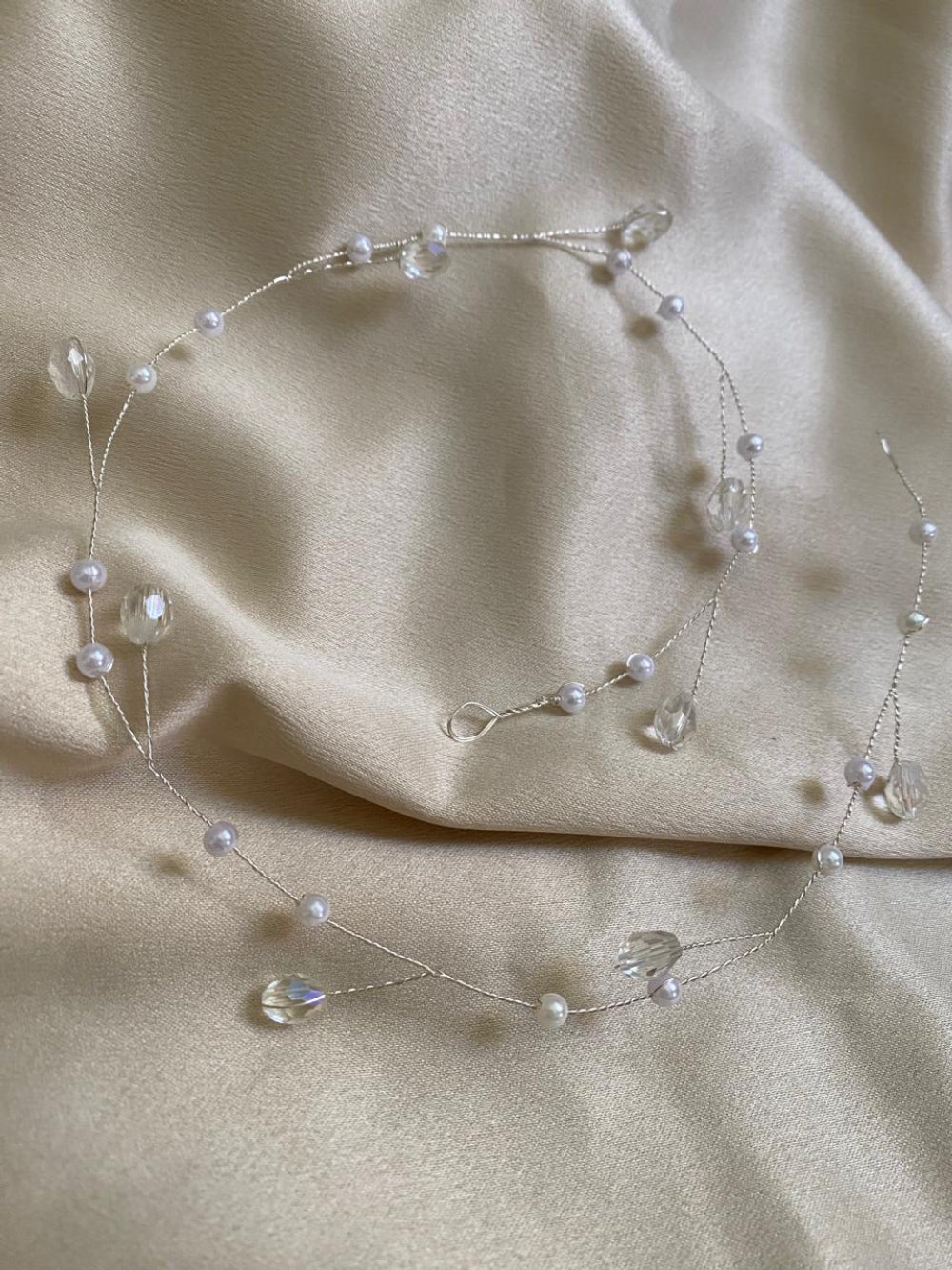 Arranjo de cabelo duplo e versátil para noivas Fiancée