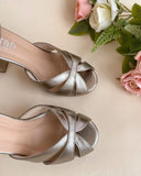 Leonor Sarah Bride