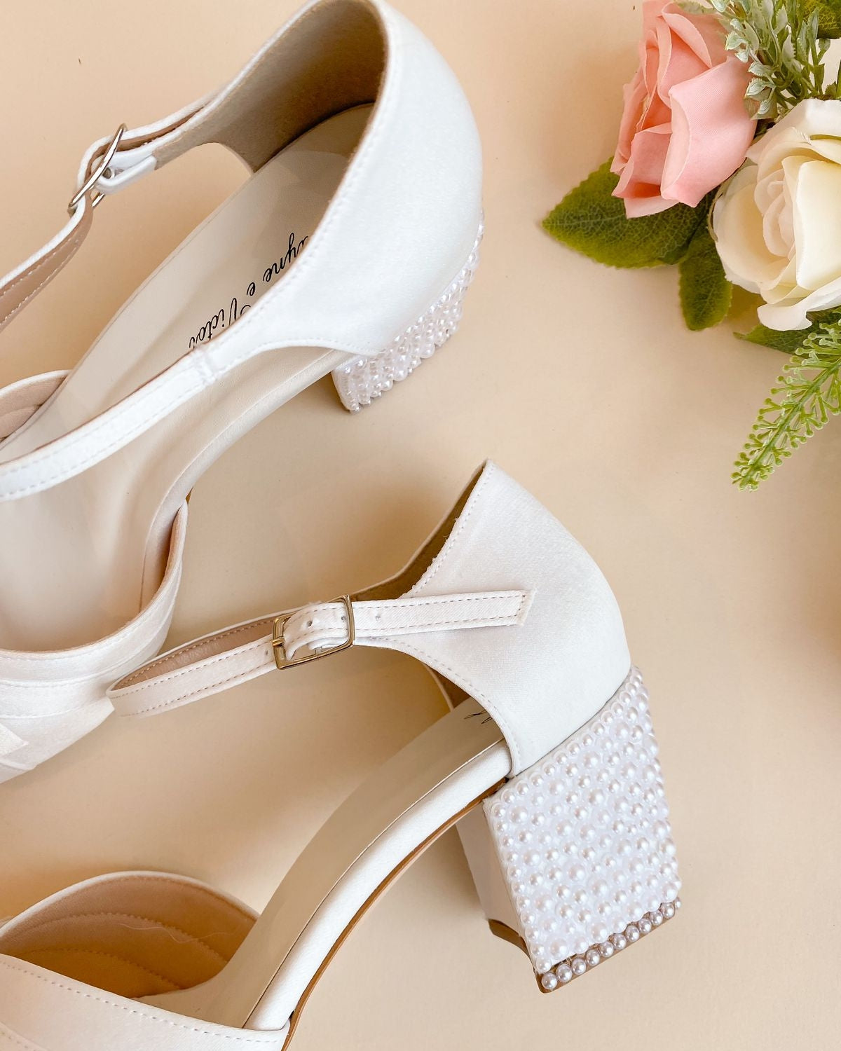 Sapato de Noiva Luana Pérolas Sara Bride