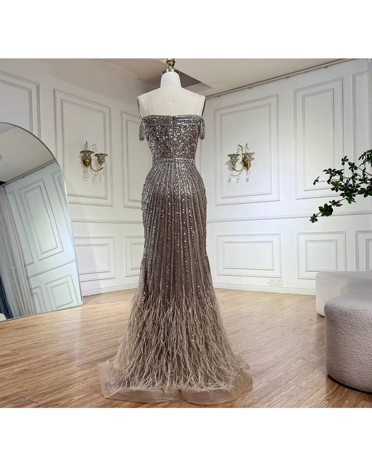 Vestido de Festa Longo  Narah Bege Escuro Amallu Oficial