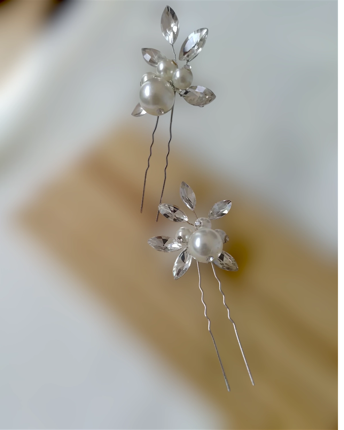 Duo Grampos Lara Pérolas e Zircônias Realeza Acessórios