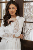 Robe para Noivas em gloss com toque de seda Premium na cor off white Duas Damas Noivas