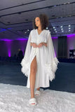 Robe Anjo longo de Noiva com Plumas Ostensa Luxo